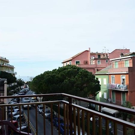 Casa Del Pescatore Apartment โมเนเลีย ภายนอก รูปภาพ