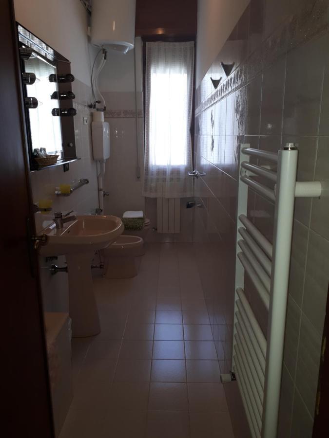 Casa Del Pescatore Apartment โมเนเลีย ภายนอก รูปภาพ